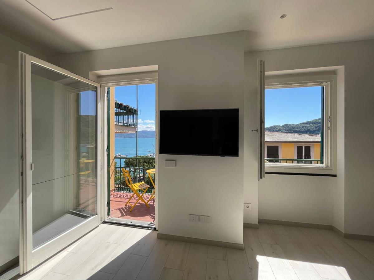 דירות פורטו ונרה Casa Irene Terrazza Vista Mare E Garage מראה חיצוני תמונה