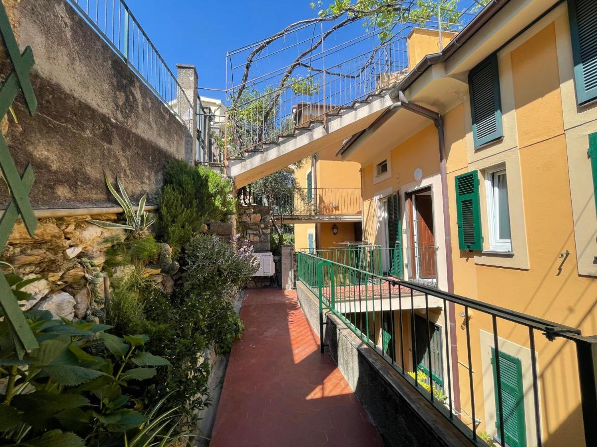 דירות פורטו ונרה Casa Irene Terrazza Vista Mare E Garage מראה חיצוני תמונה
